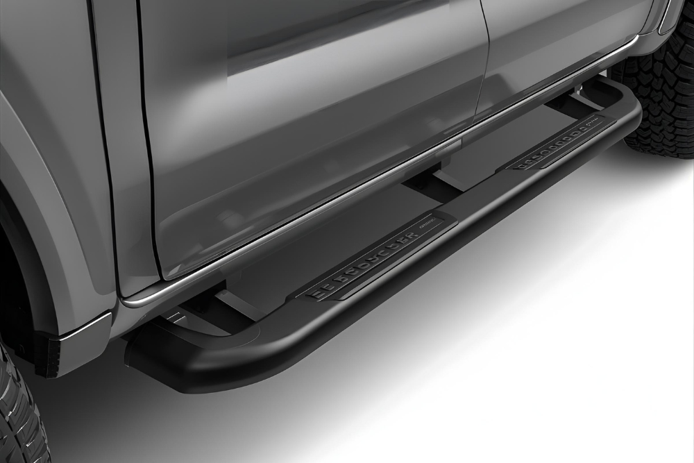 Blacked-out step bars